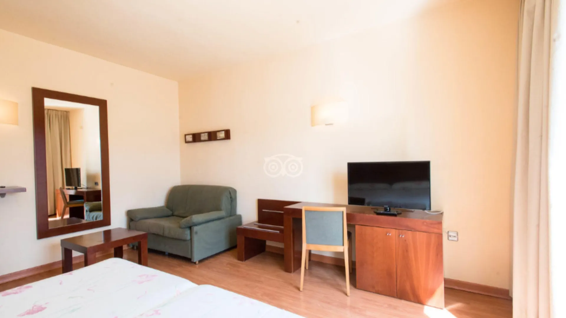 Prestige Victoria Hotel Roses 3*,