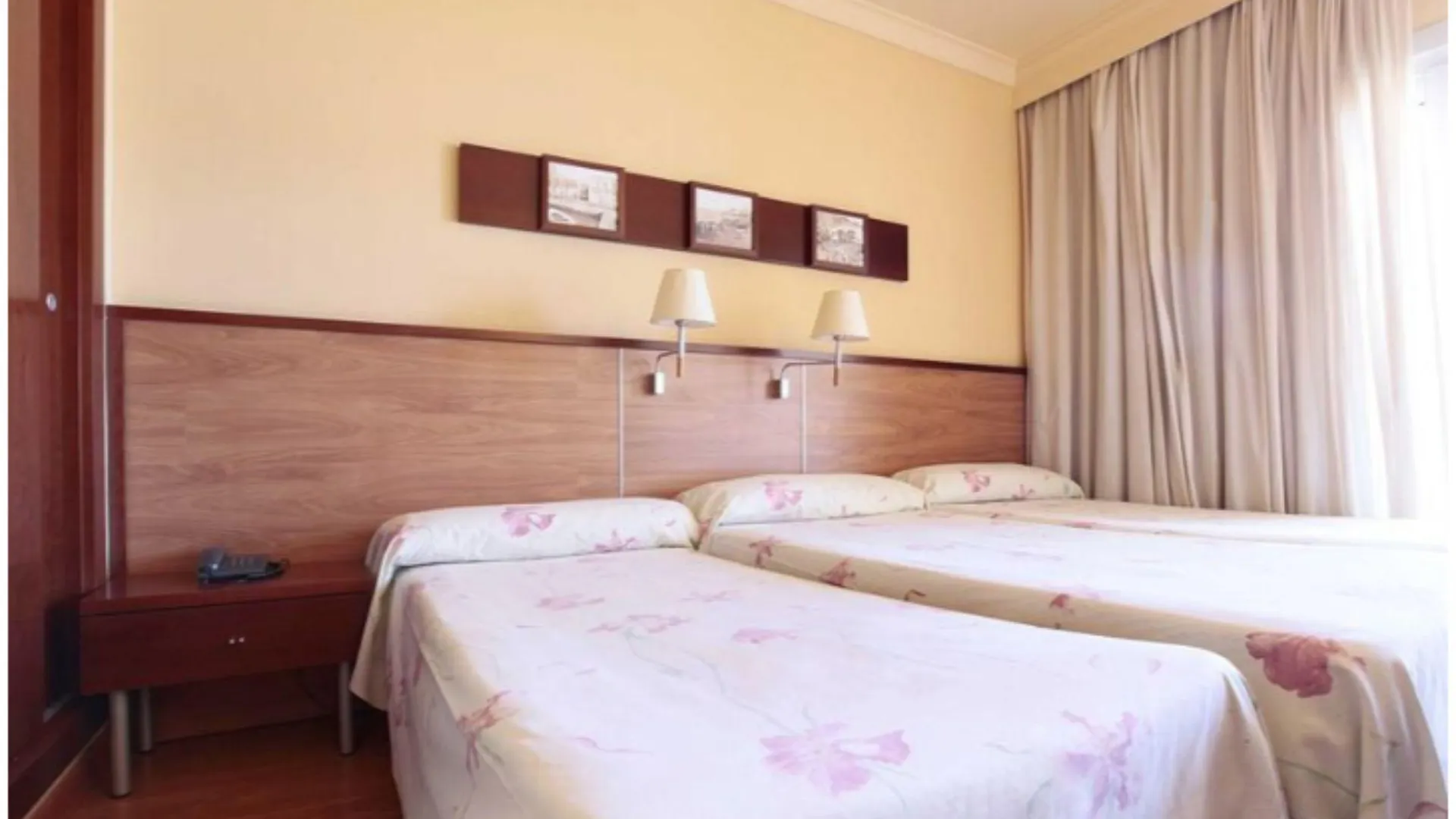 Prestige Victoria Hotel Roses