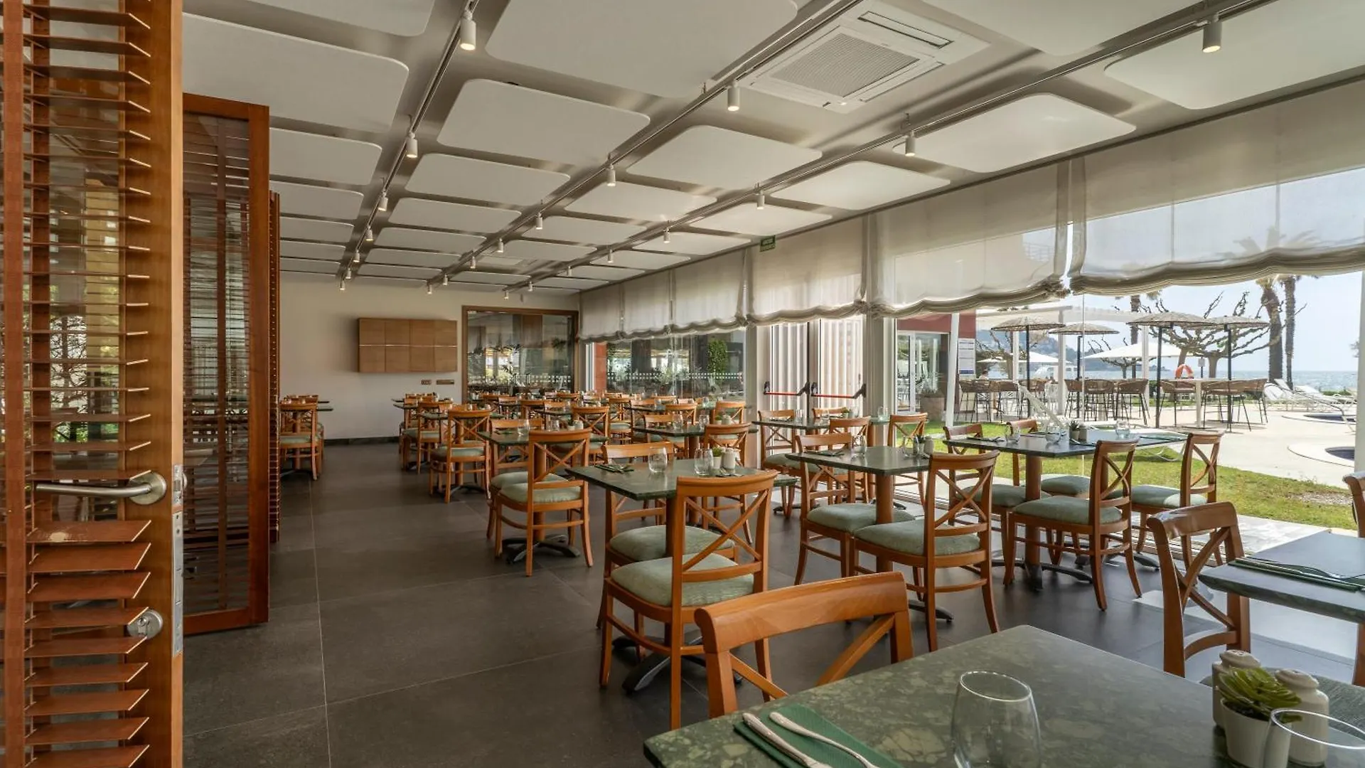 ***  Prestige Victoria Hotel Roses Spain