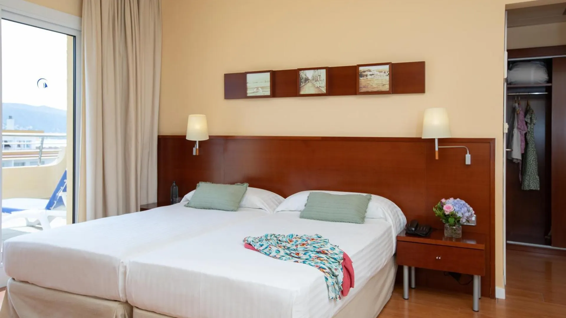 Prestige Victoria Otel Roses İspanya