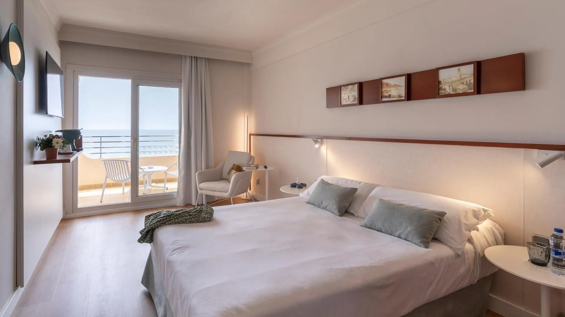 Hotel Prestige Victoria Rosas
